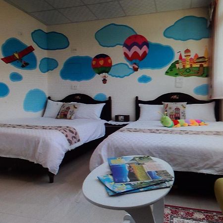 Mei Di Ya House Yuli Buitenkant foto